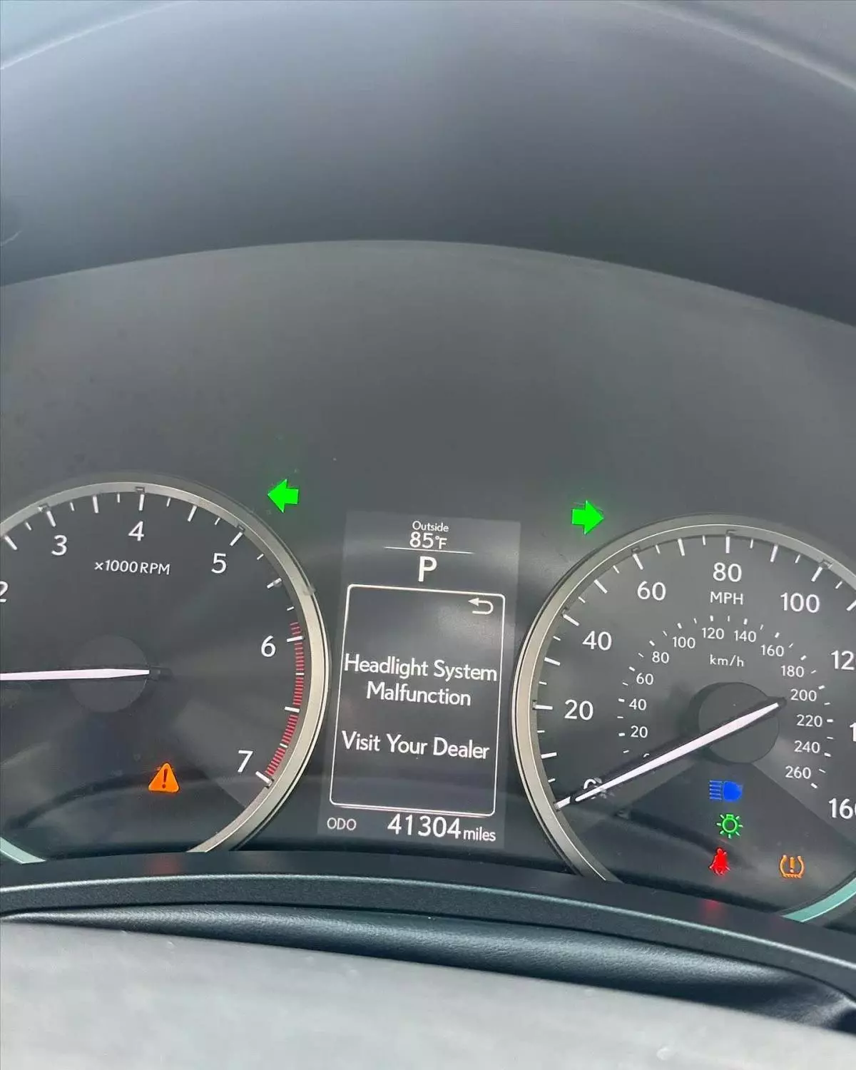 Lexus NX 200   - 2018