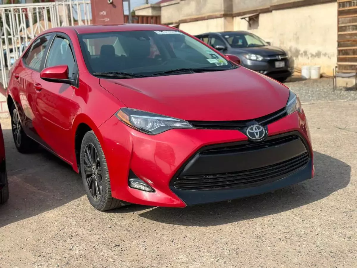 Toyota Corolla   - 2017