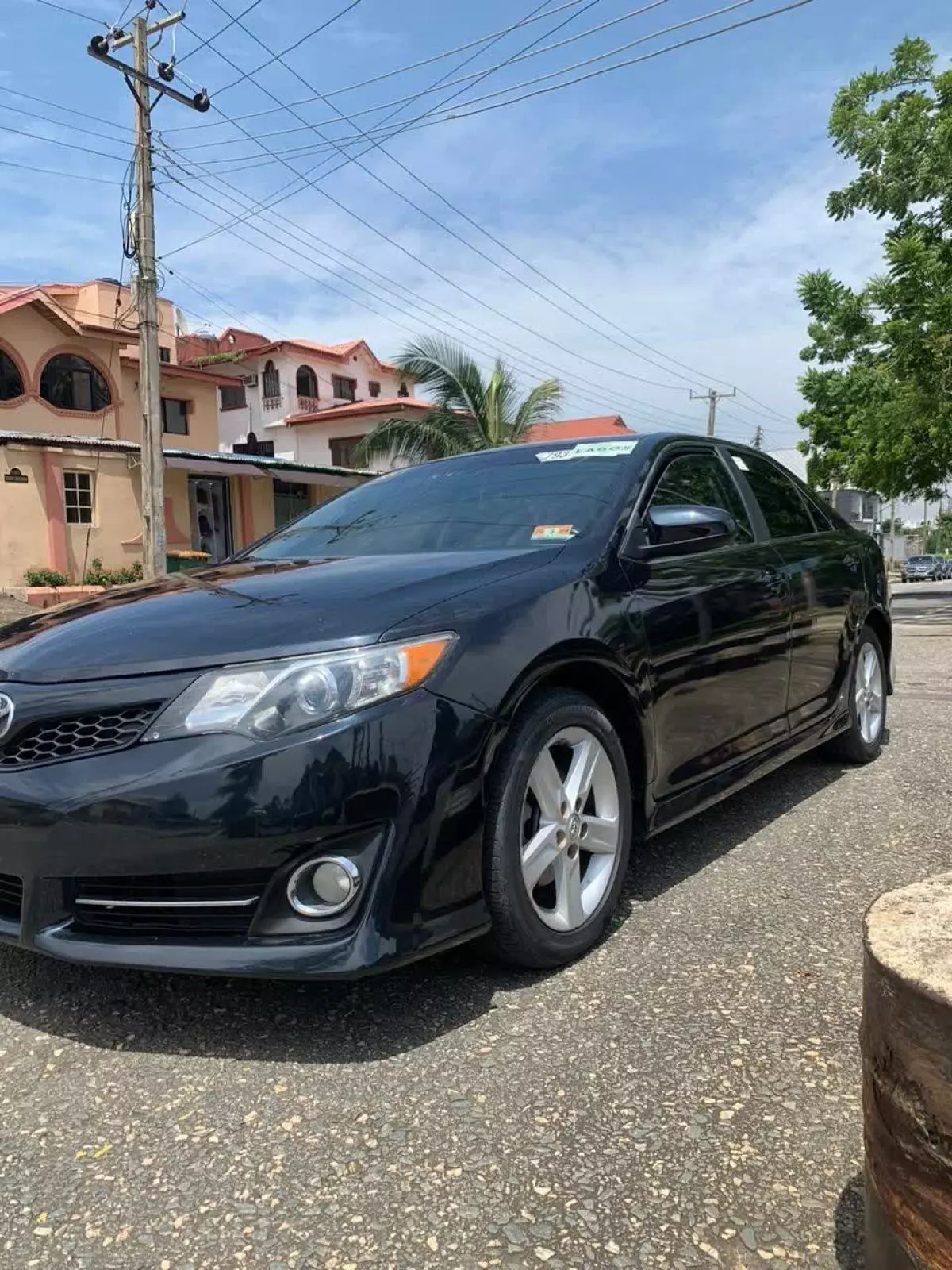 Toyota Camry   - 2013