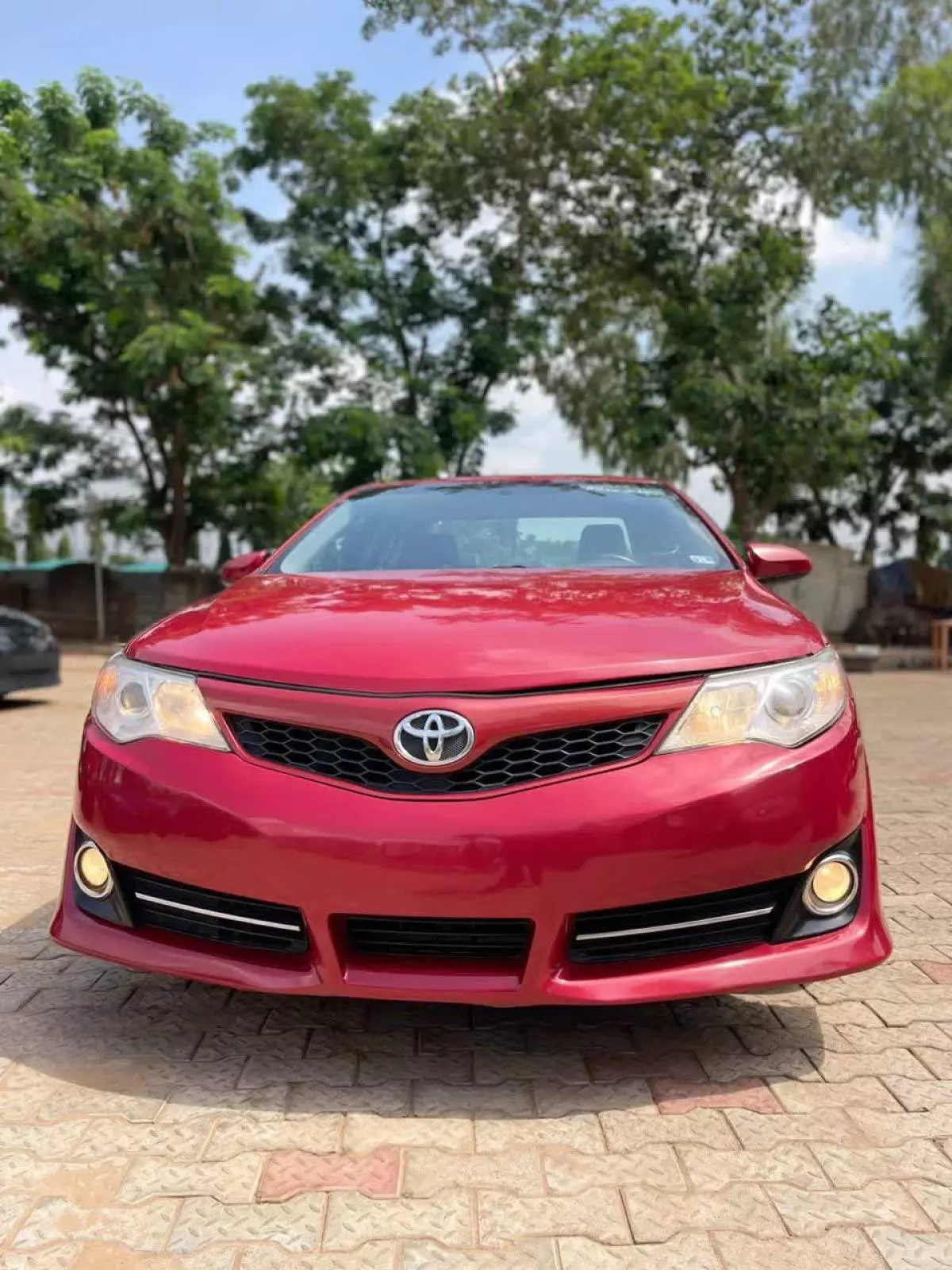 Toyota Camry   - 2013