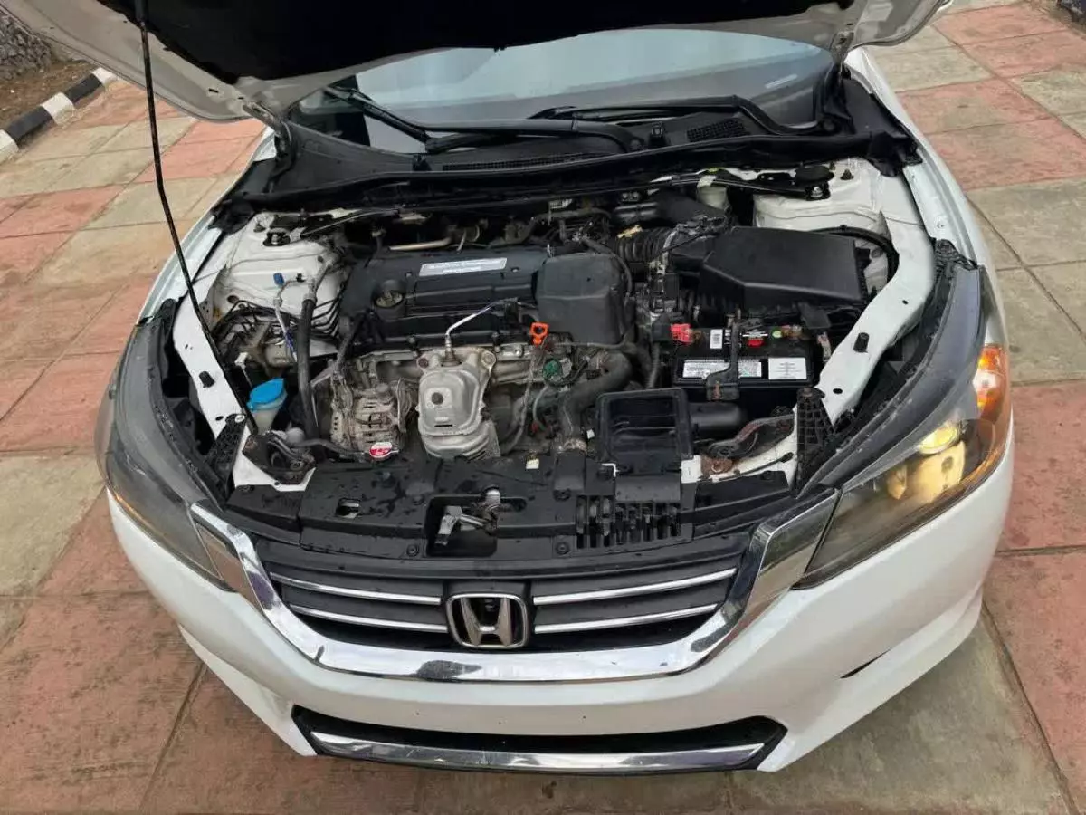 Honda Accord   - 2014