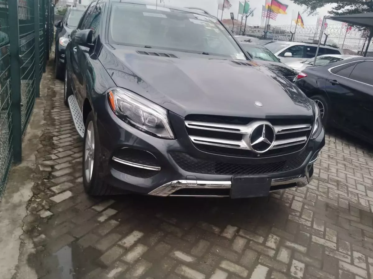 Mercedes-Benz GLE 350   - 2016