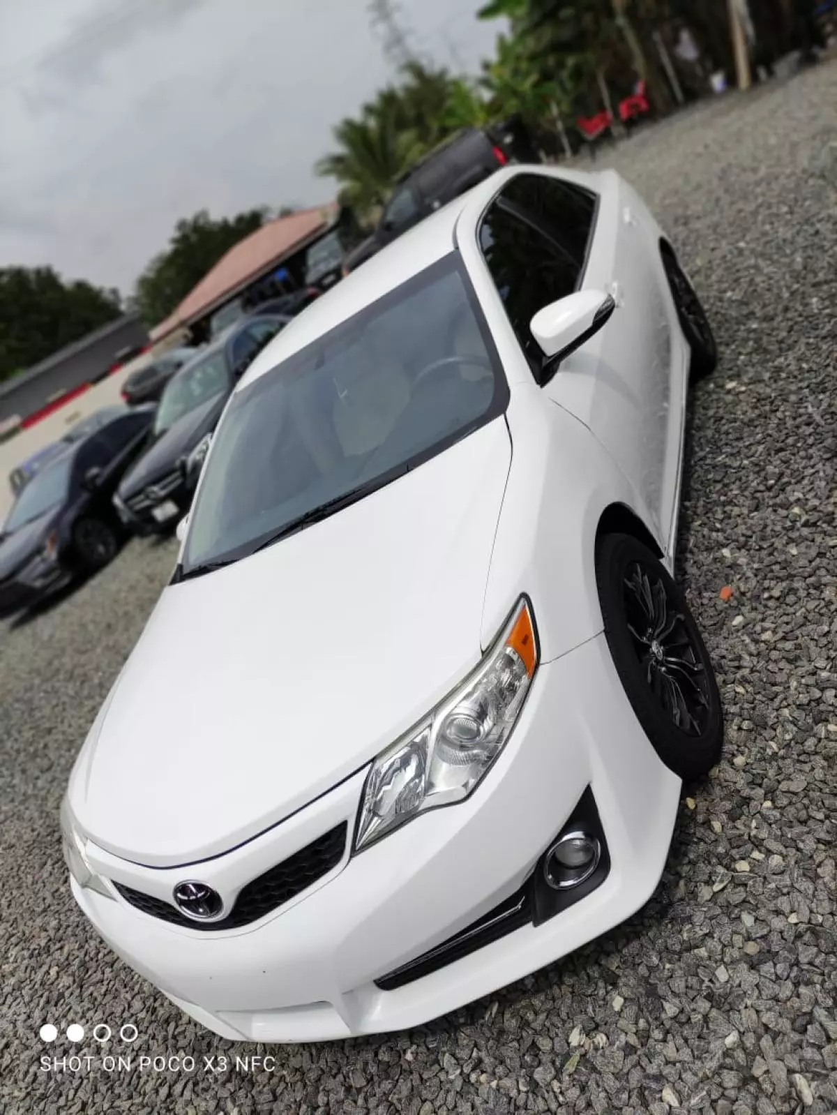 Toyota Camry   - 2014