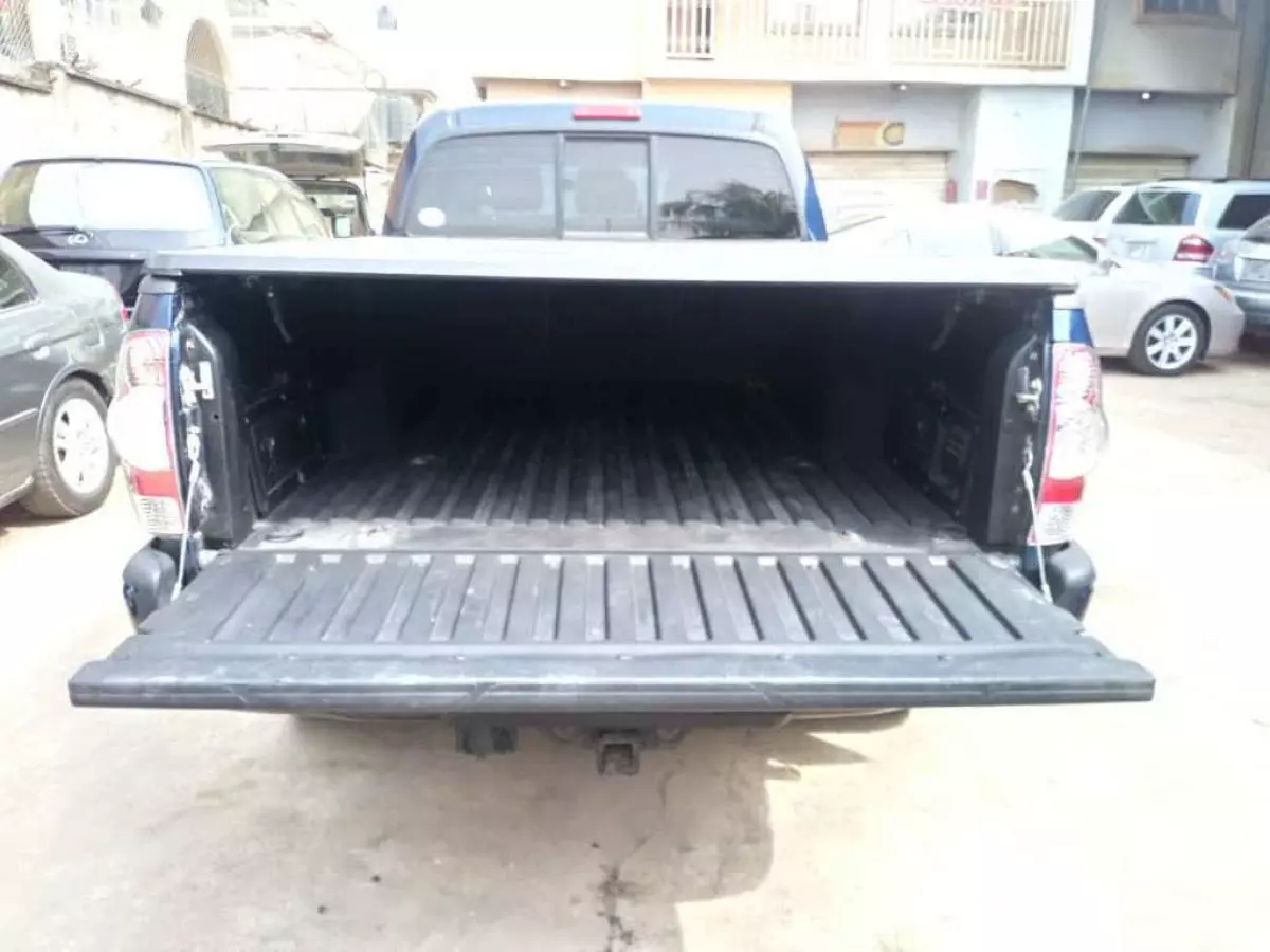Toyota Tacoma - 2007