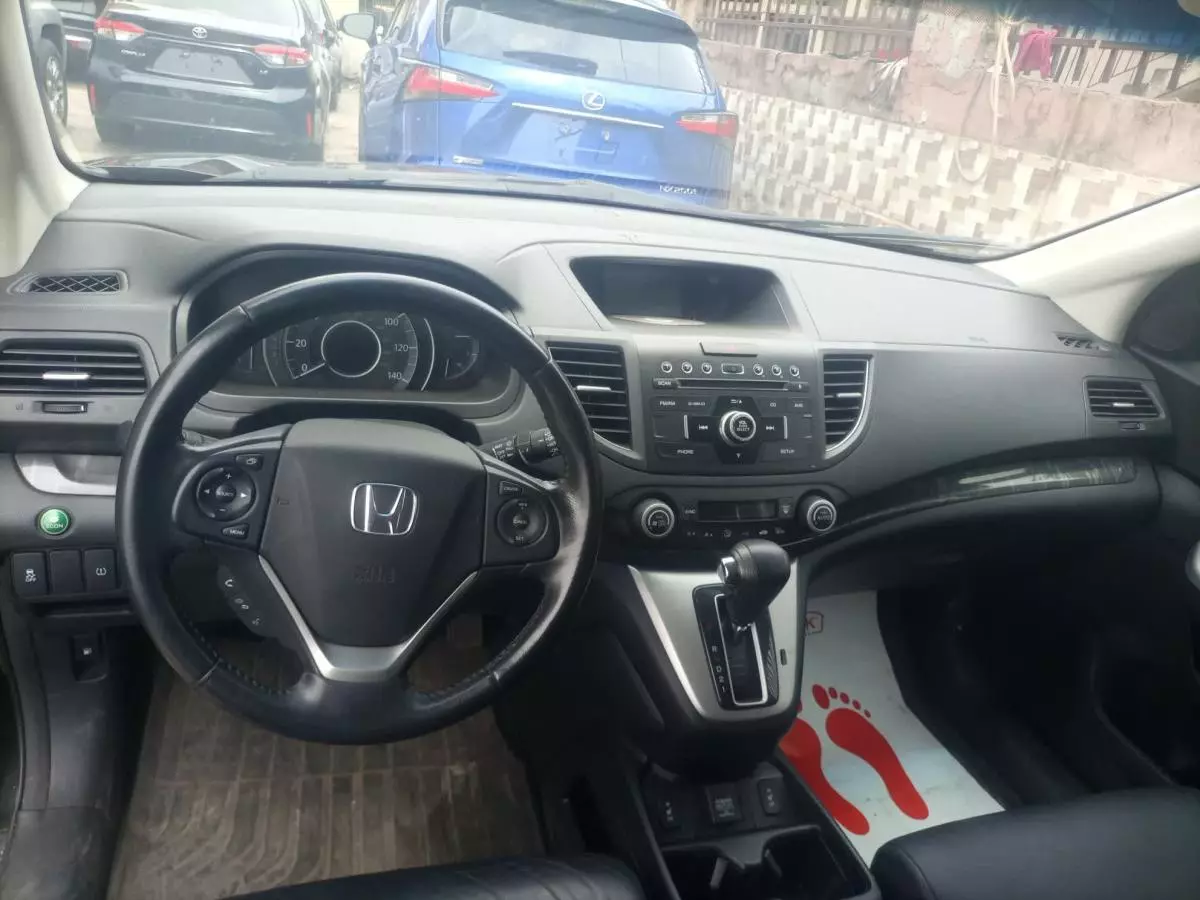 Honda CR-V   - 2014