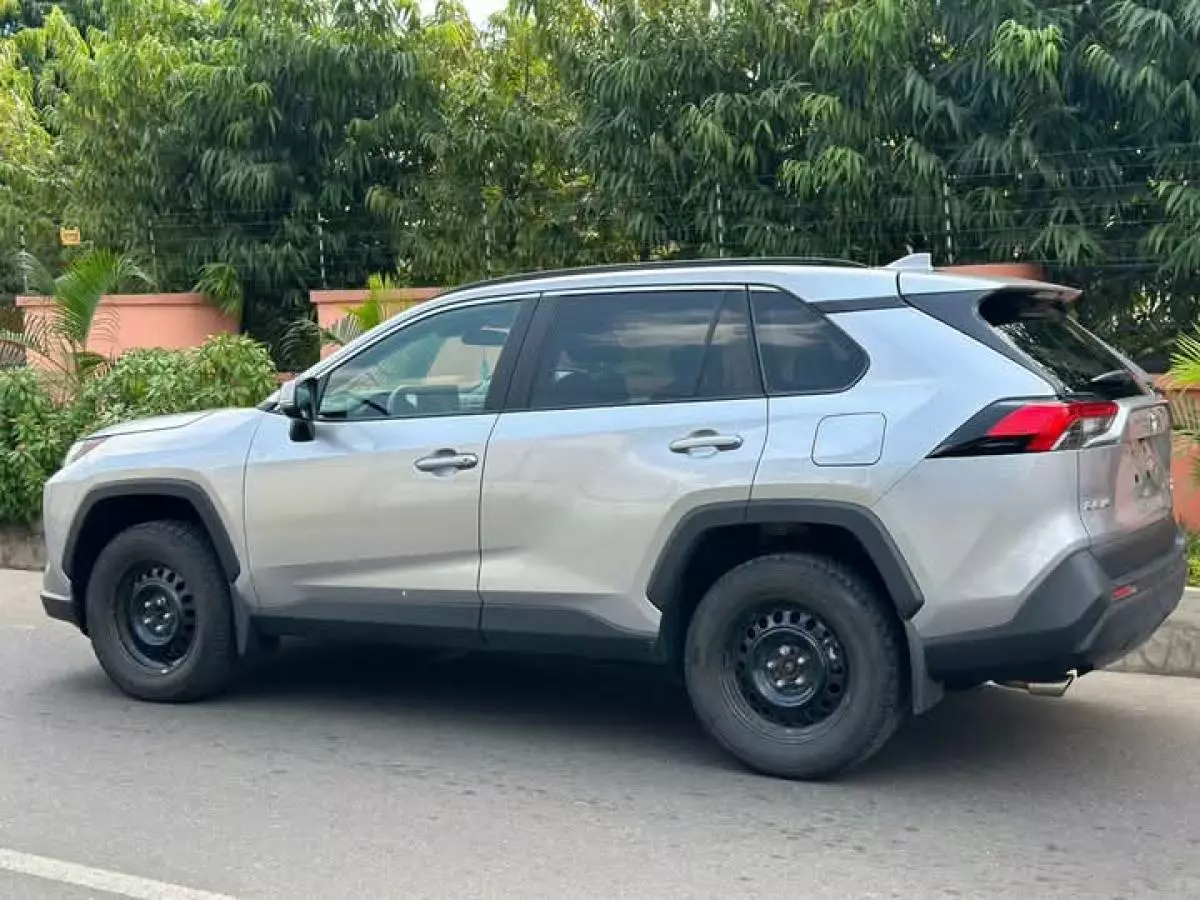 Toyota RAV 4   - 2022