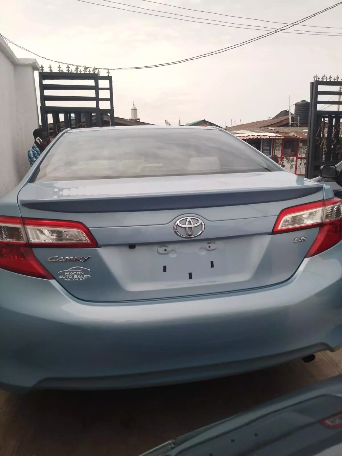 Toyota Camry   - 2012