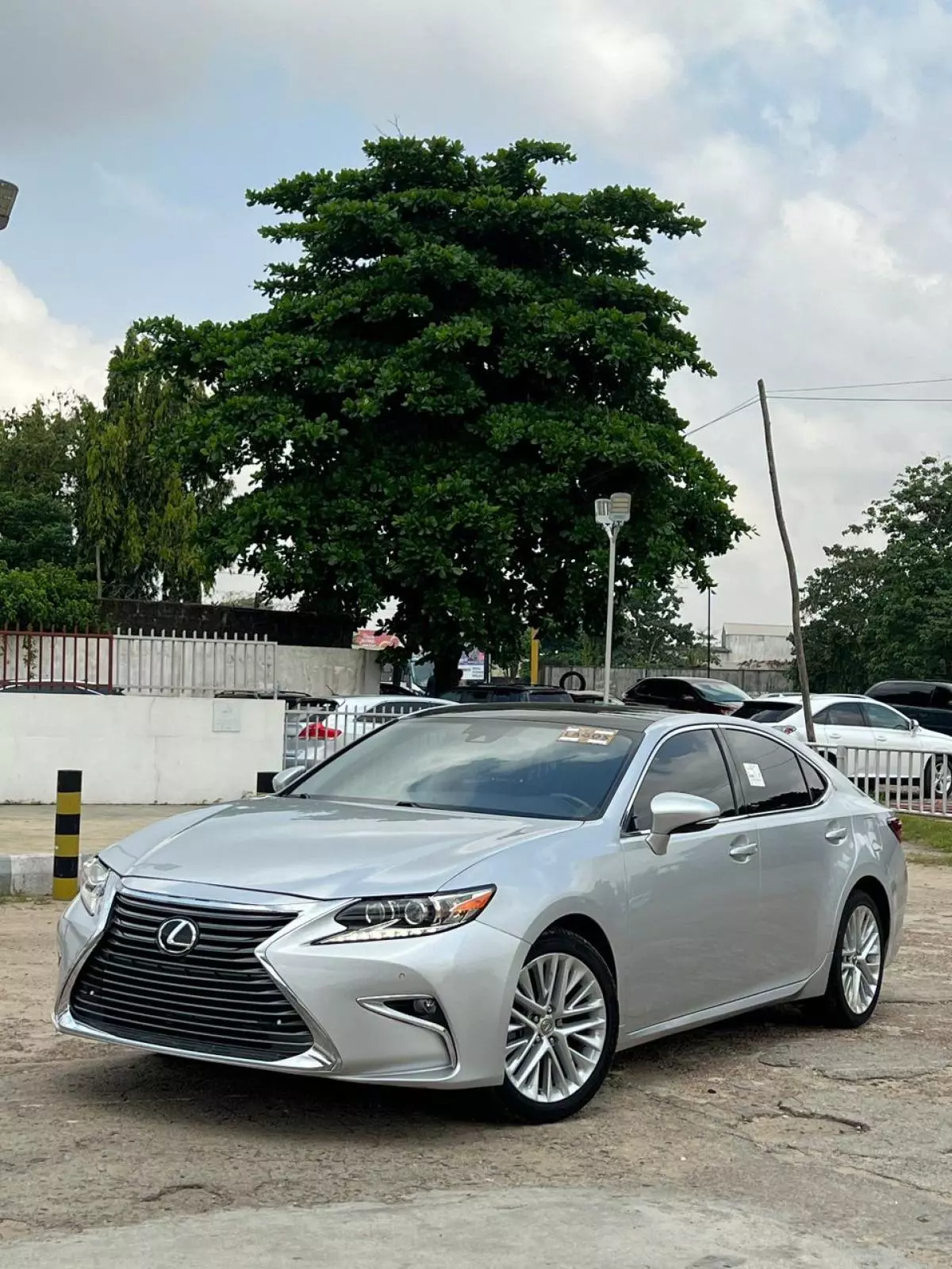 Lexus ES 350   - 2016