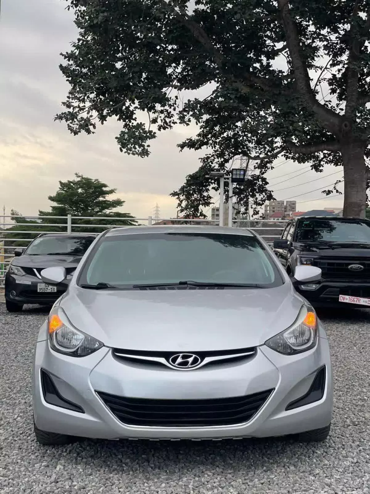 Hyundai Elantra   - 2016