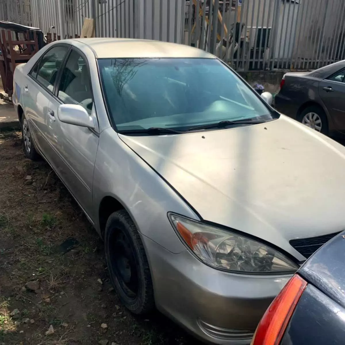 Toyota Camry   - 2004