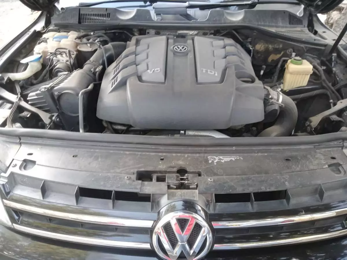 Volkswagen Touareg - 2013