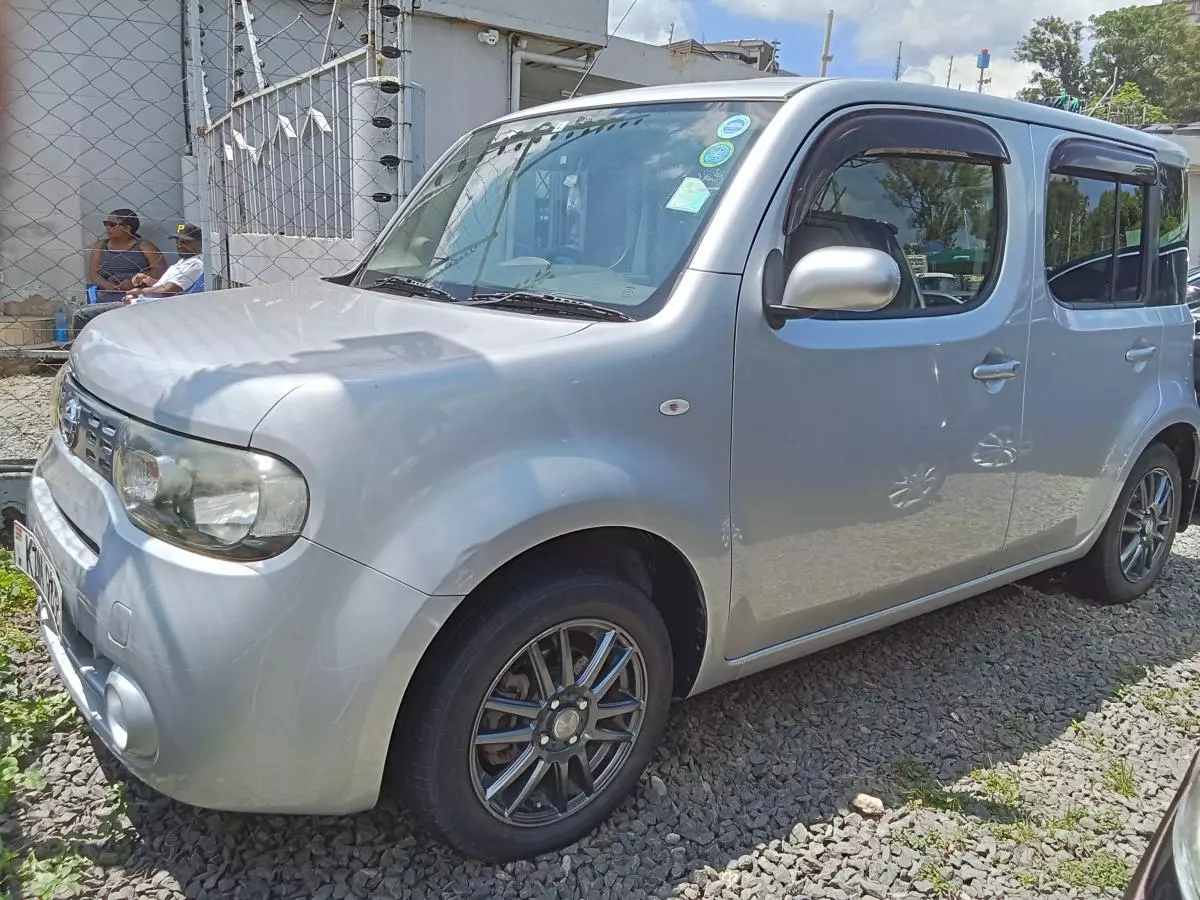 Nissan Cube   - 2015