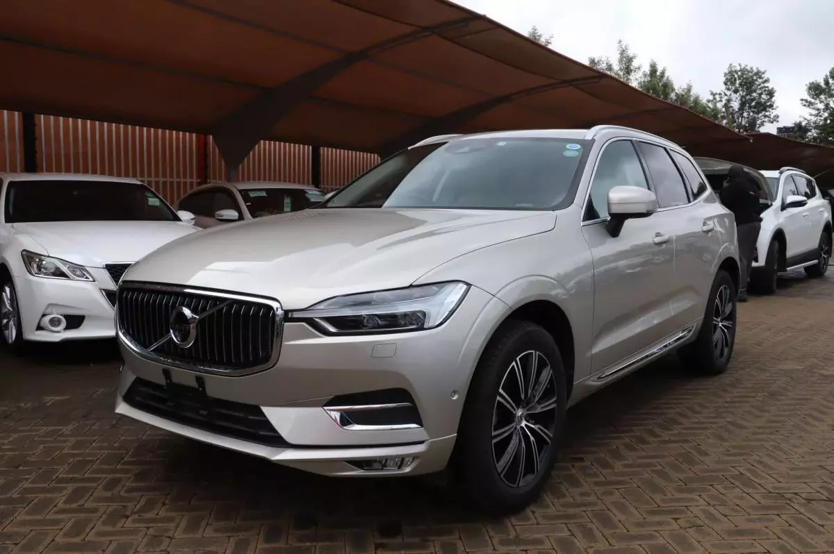 Volvo XC60   - 2016