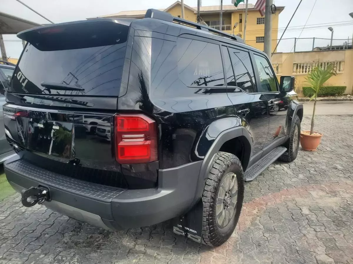 Toyota Landcruiser Prado   - 2022