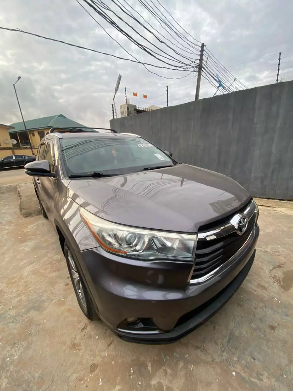 Toyota Highlander   - 2015