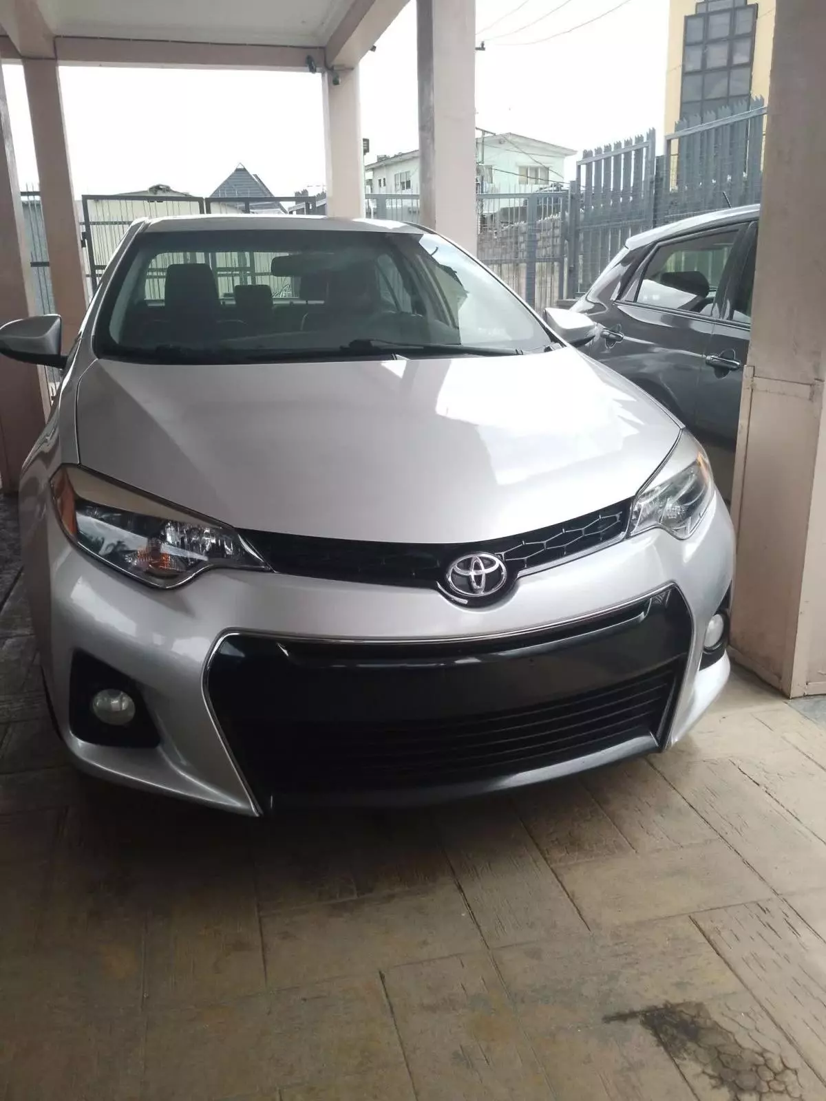 Toyota Corolla   - 2014