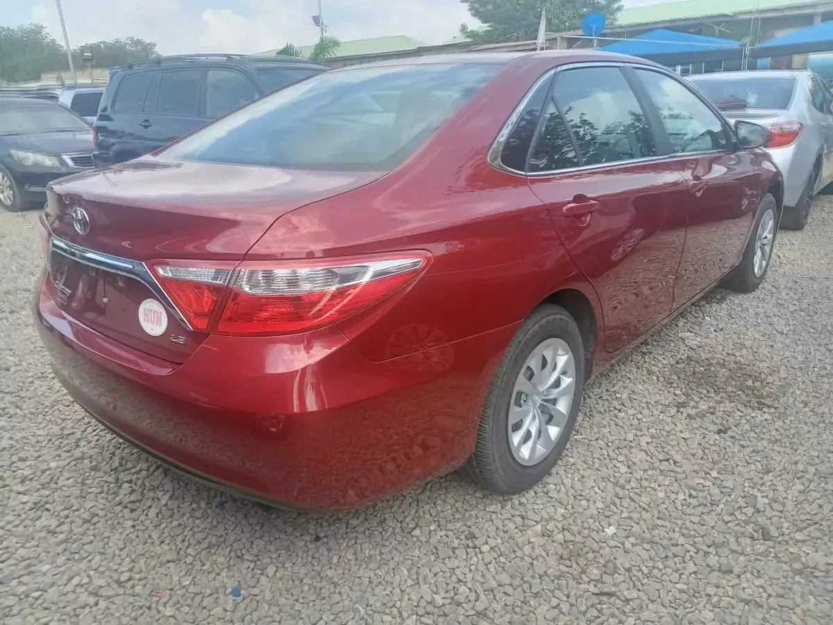 Toyota Camry   - 2015