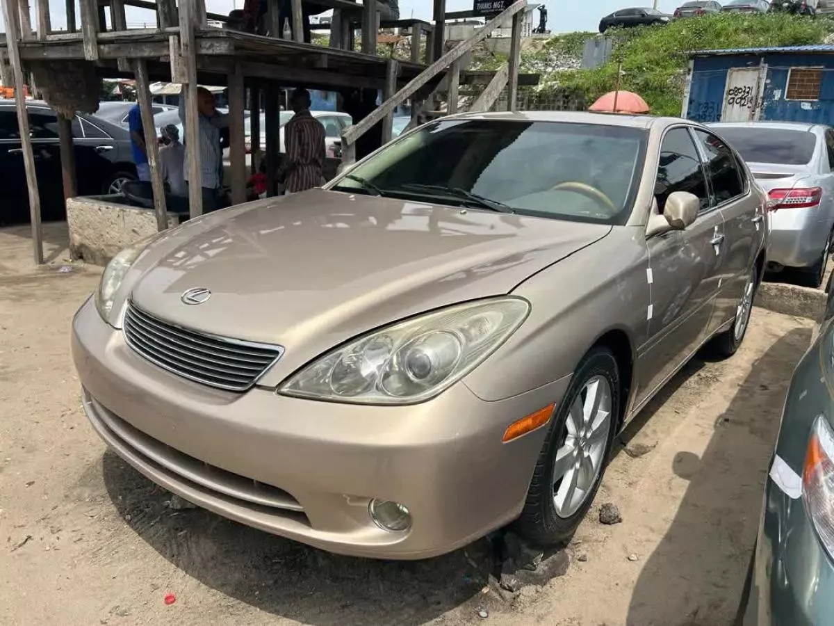 Lexus ES 330   - 2005