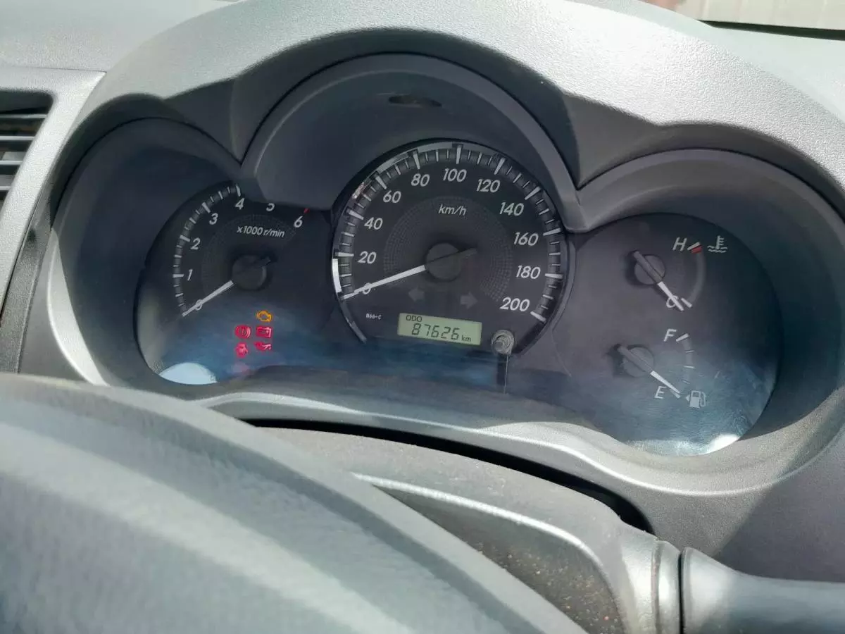 Toyota Hilux - 2016