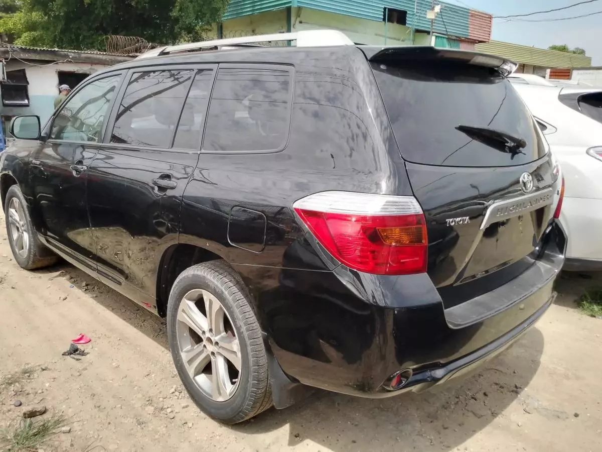 Toyota Highlander   - 2008