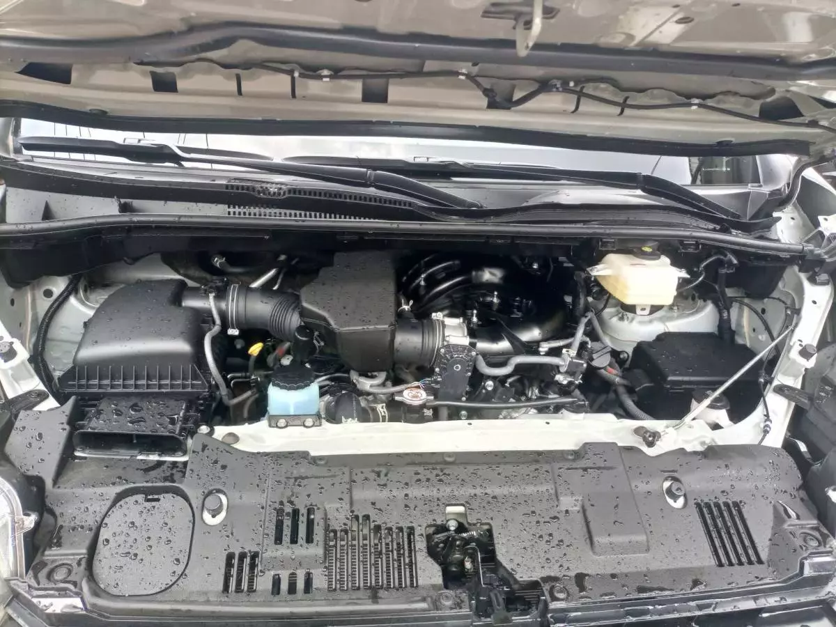 Toyota Hiace - 2022