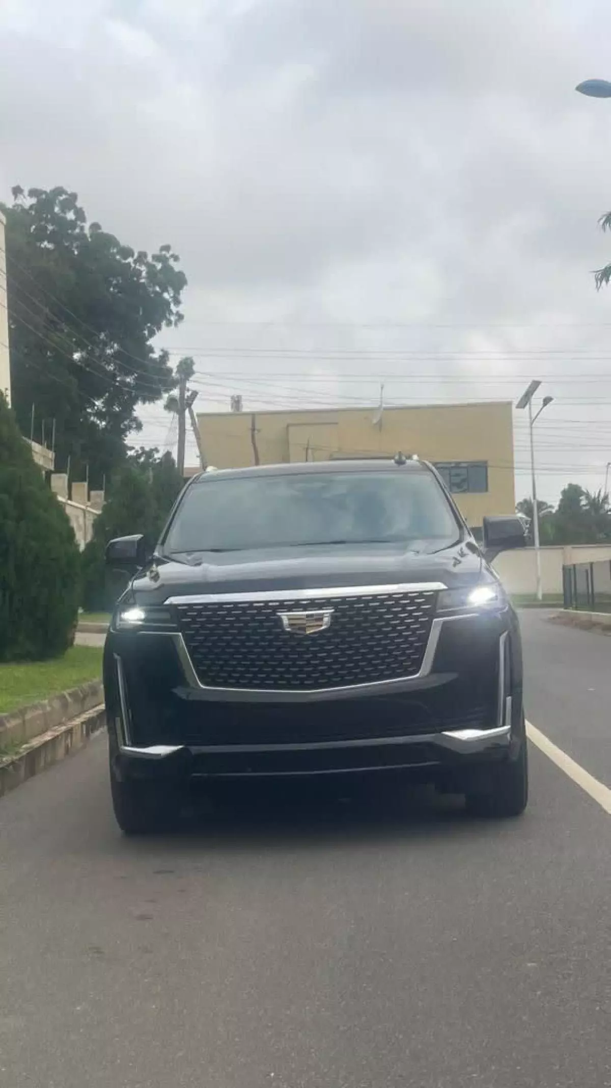 Cadillac Escalade   - 2023