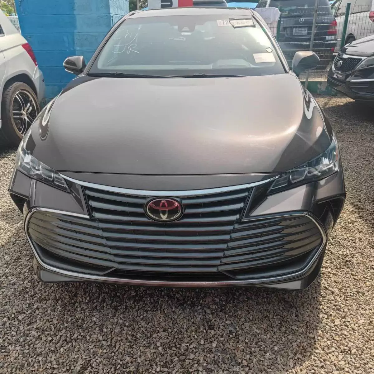 Toyota Avalon   - 2019