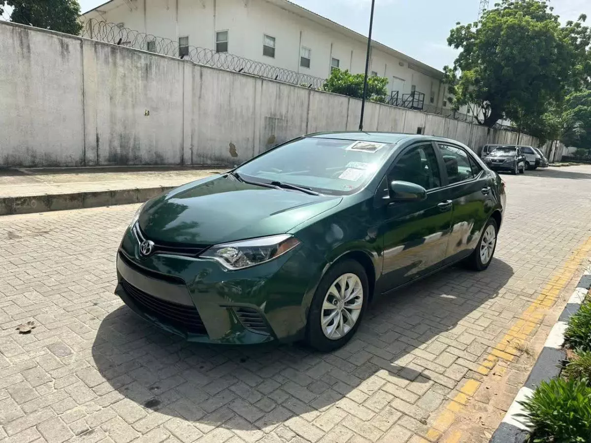 Toyota Corolla   - 2015