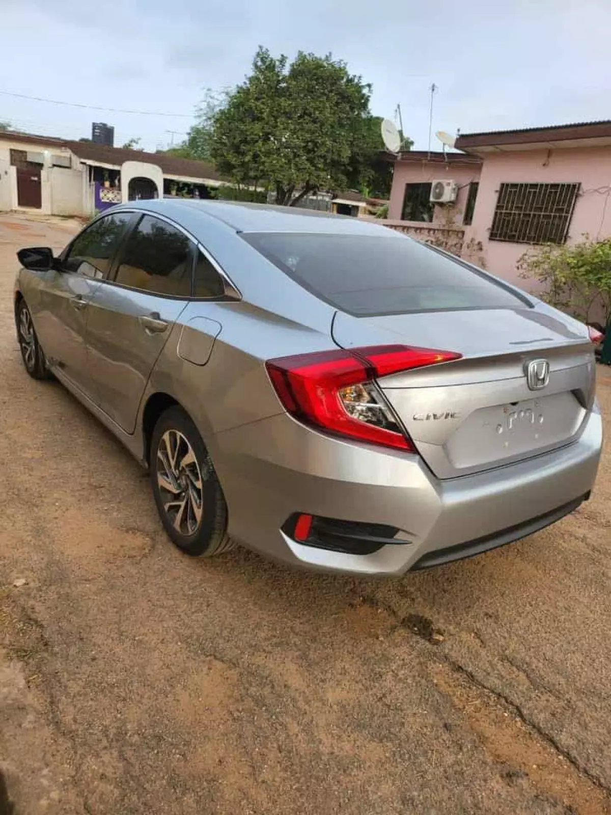 Honda Civic   - 2017