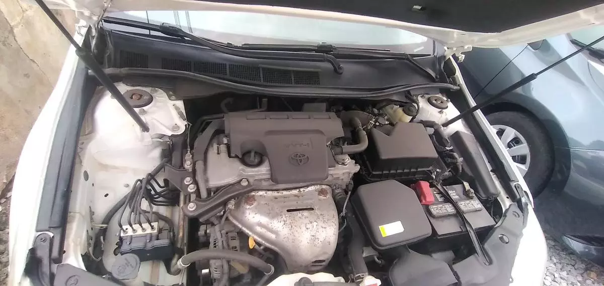 Toyota Camry - 2016