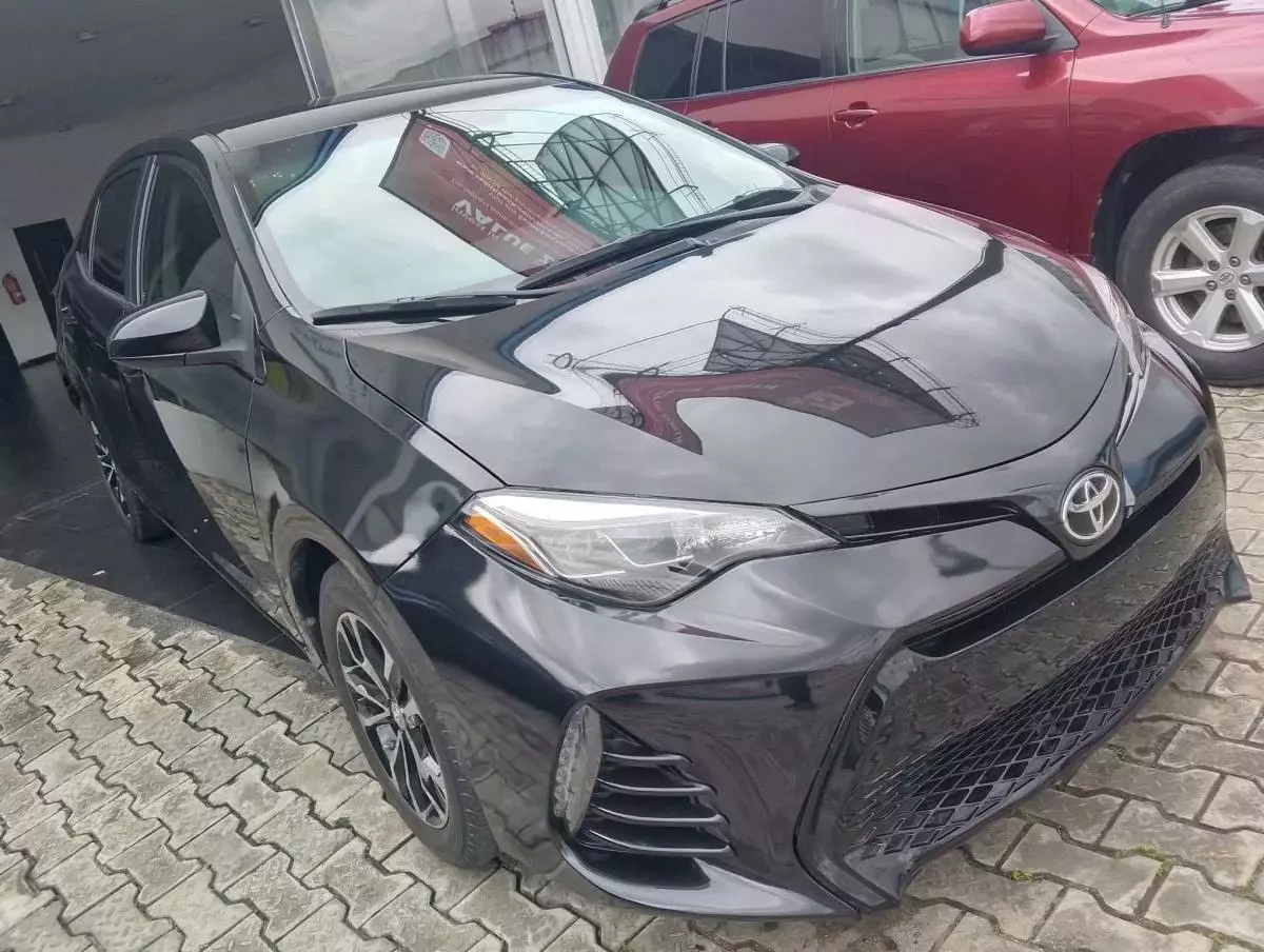 Toyota Corolla   - 2017