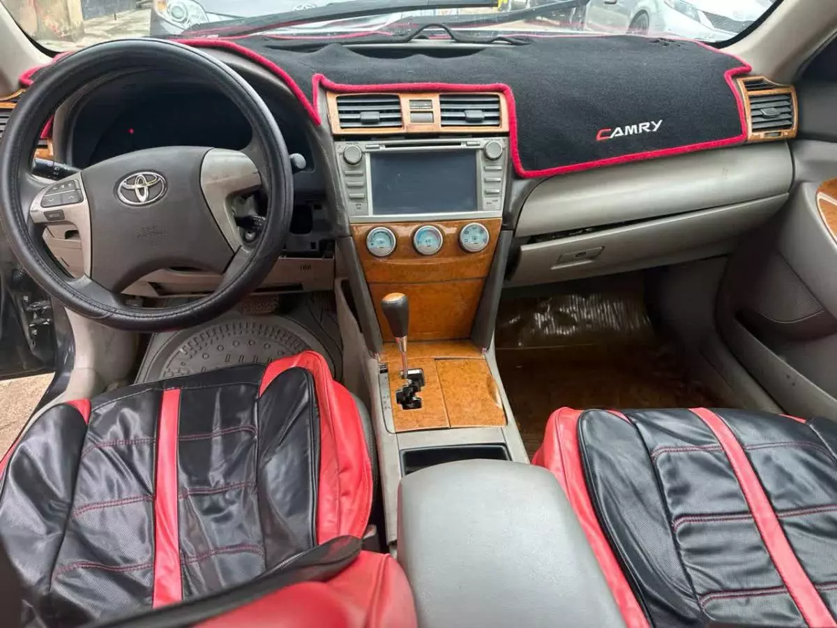 Toyota Camry   - 2007