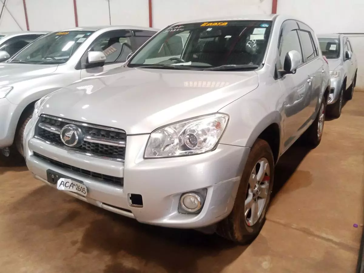 Toyota RAV 4   - 2009