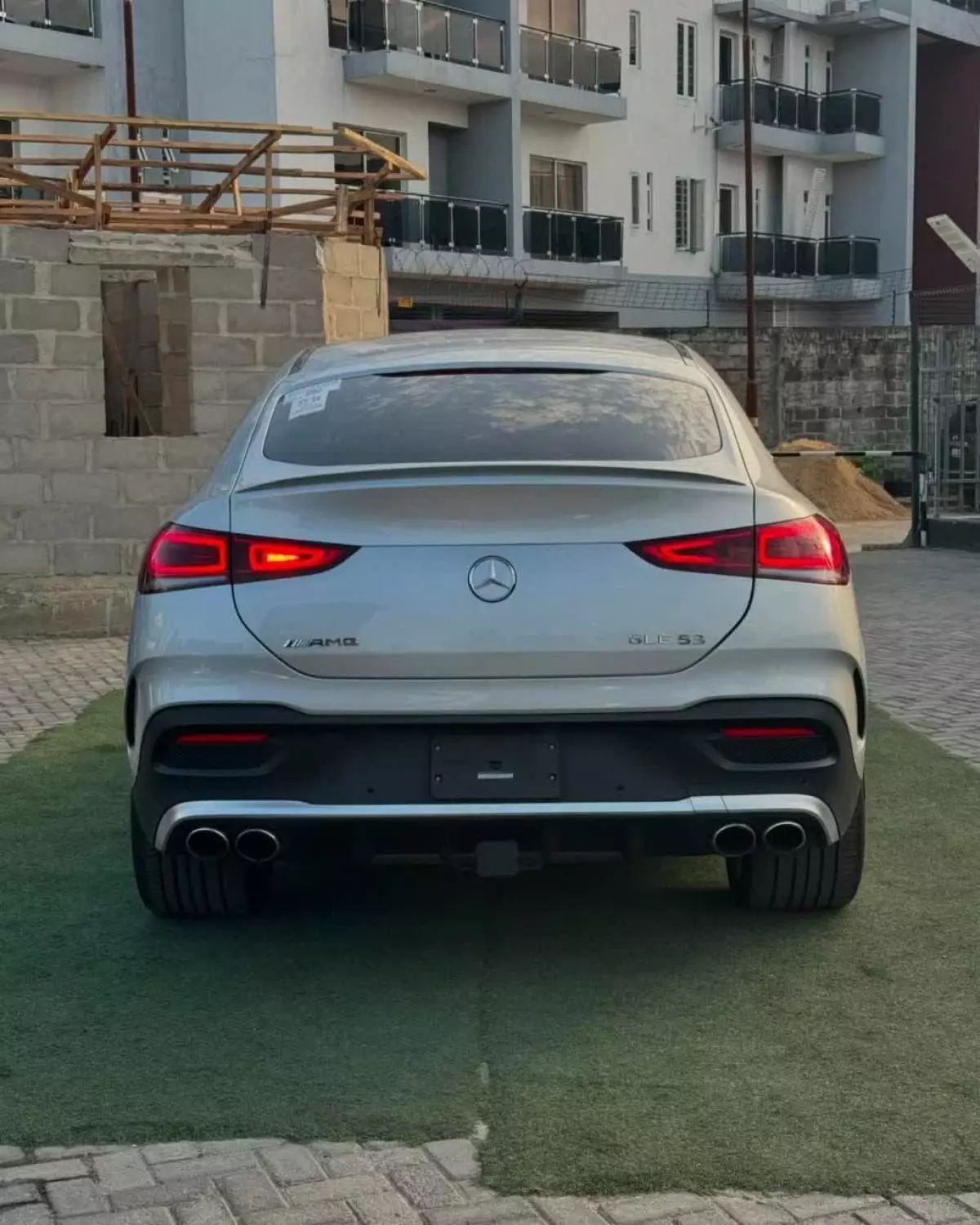 Mercedes-Benz GLE 53 AMG   - 2021