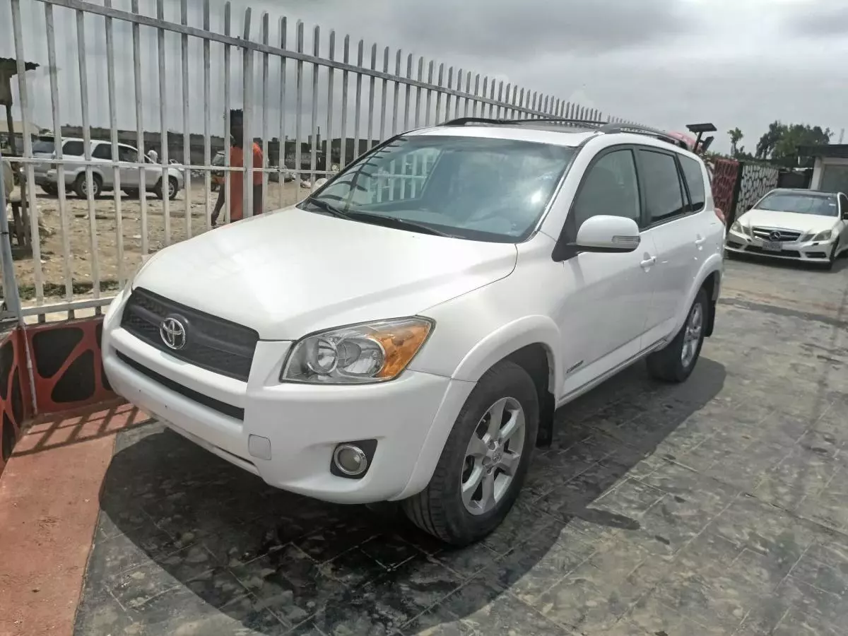 Toyota RAV 4   - 2009