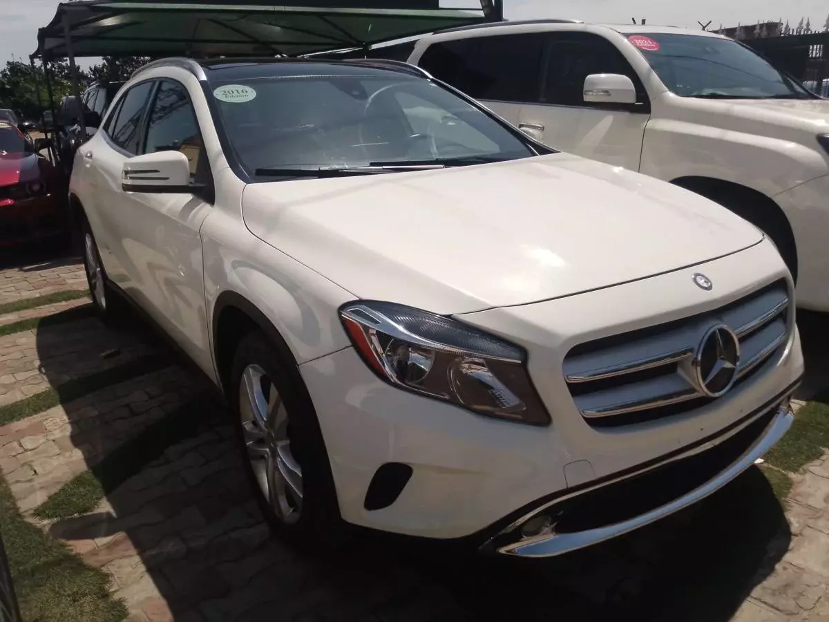 Mercedes-Benz GLA 250   - 2016