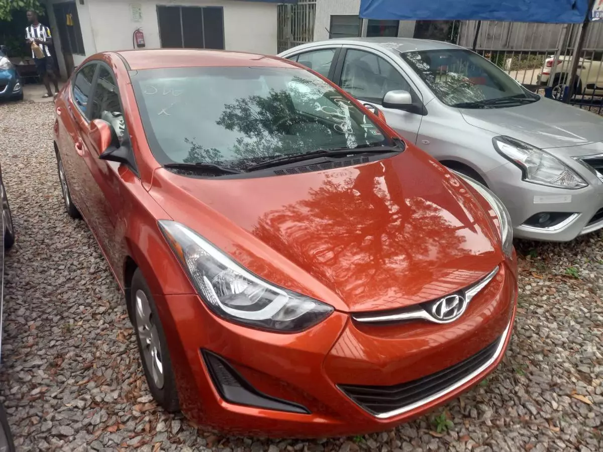 Hyundai Elantra   - 2016