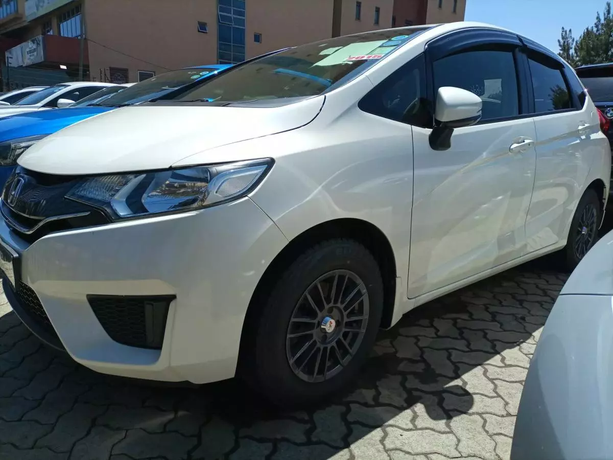 Honda Fit - 2015