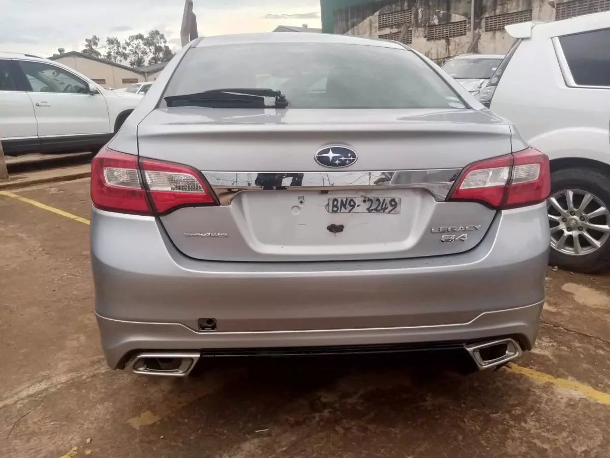 Subaru Legacy B4   - 2015