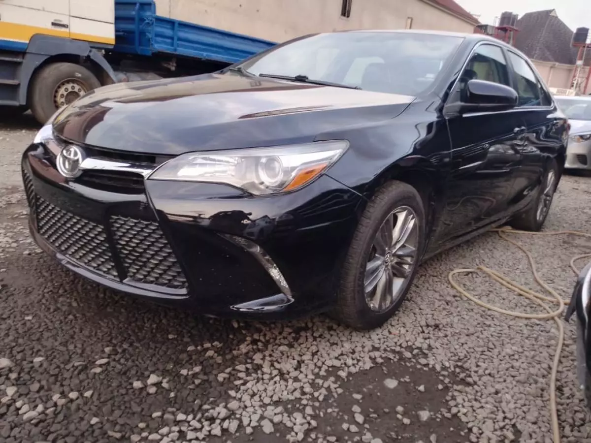 Toyota Camry   - 2015