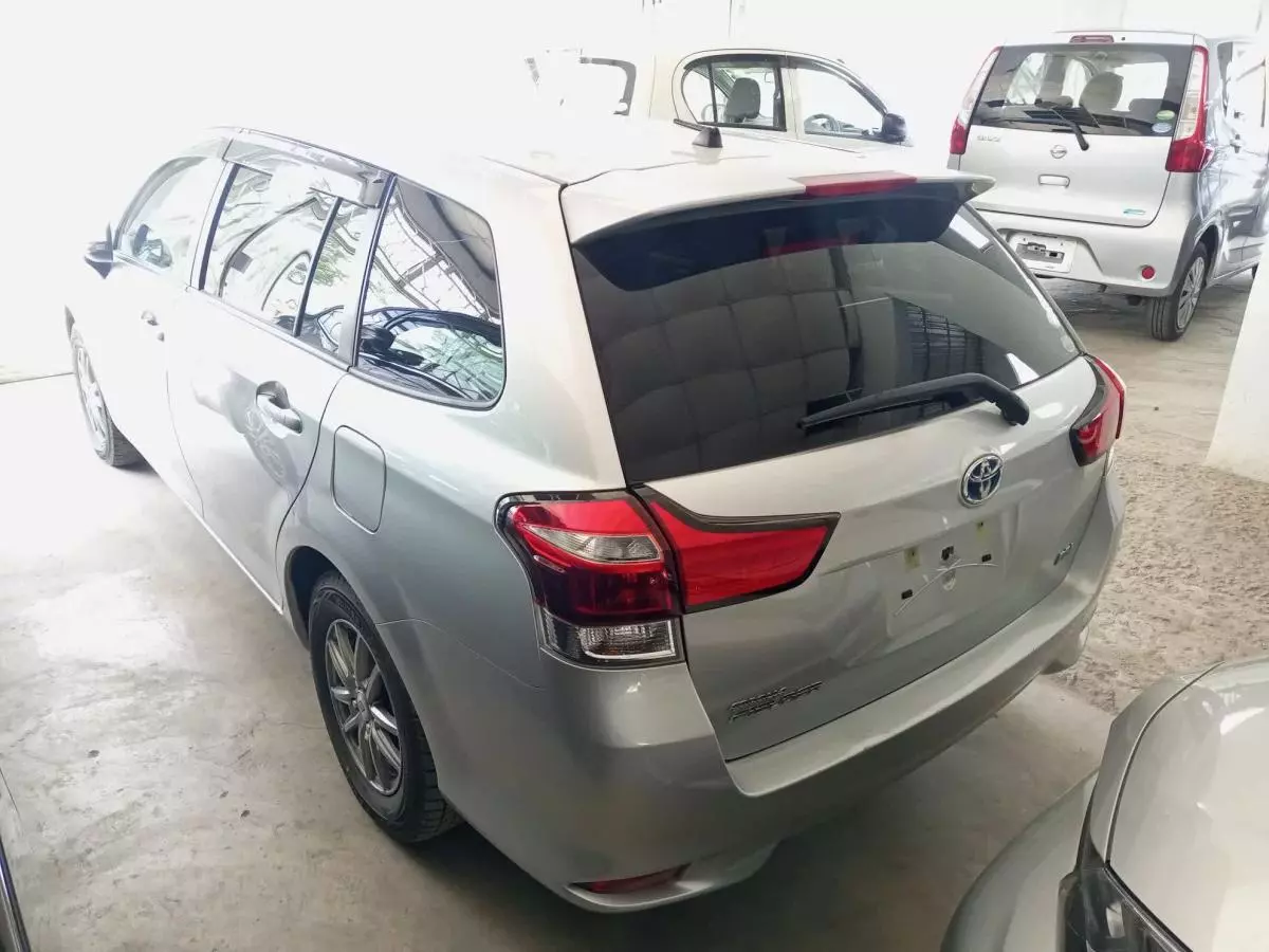 Toyota Fielder hybrid  - 2015