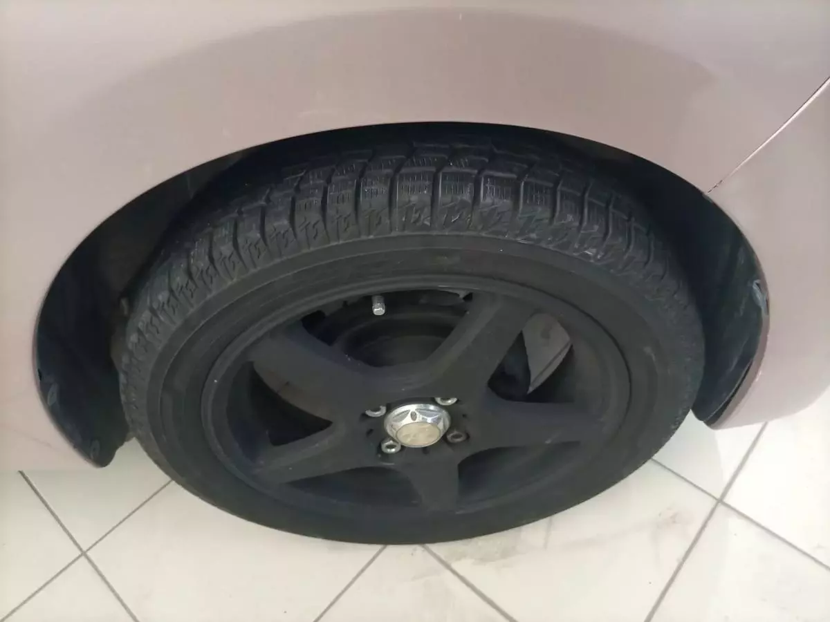 Daihatsu Mira  - 2015