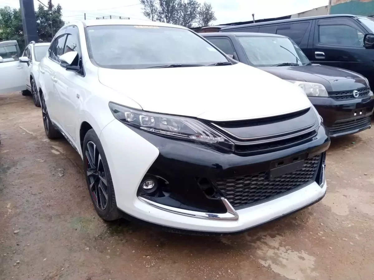 Toyota Harrier GR   - 2015