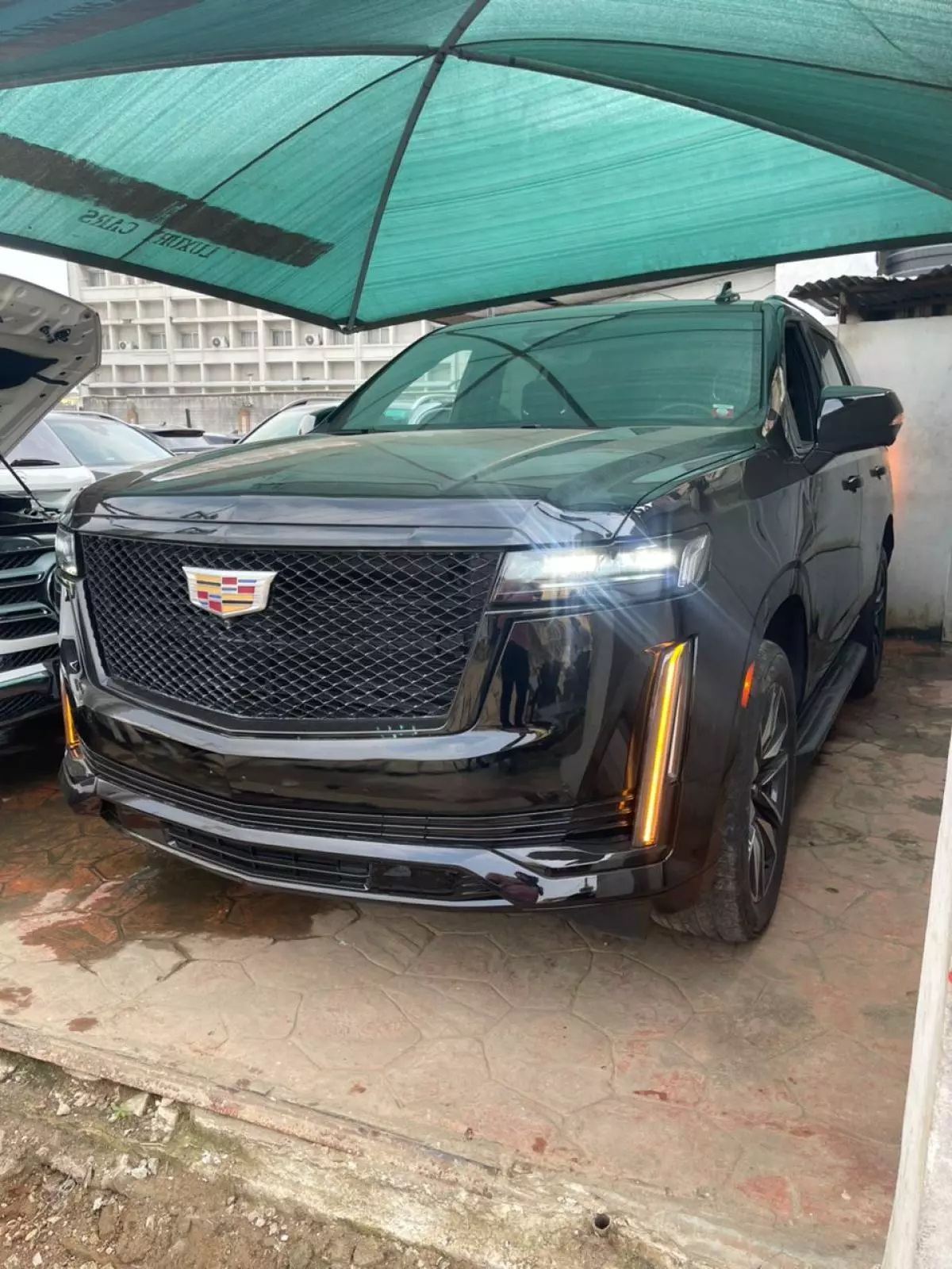 Cadillac Escalade   - 2023