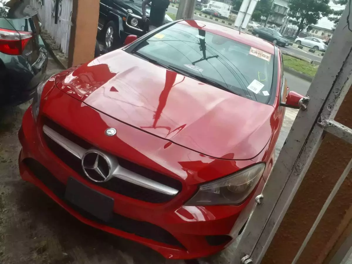 Mercedes-Benz CLA 250   - 2014