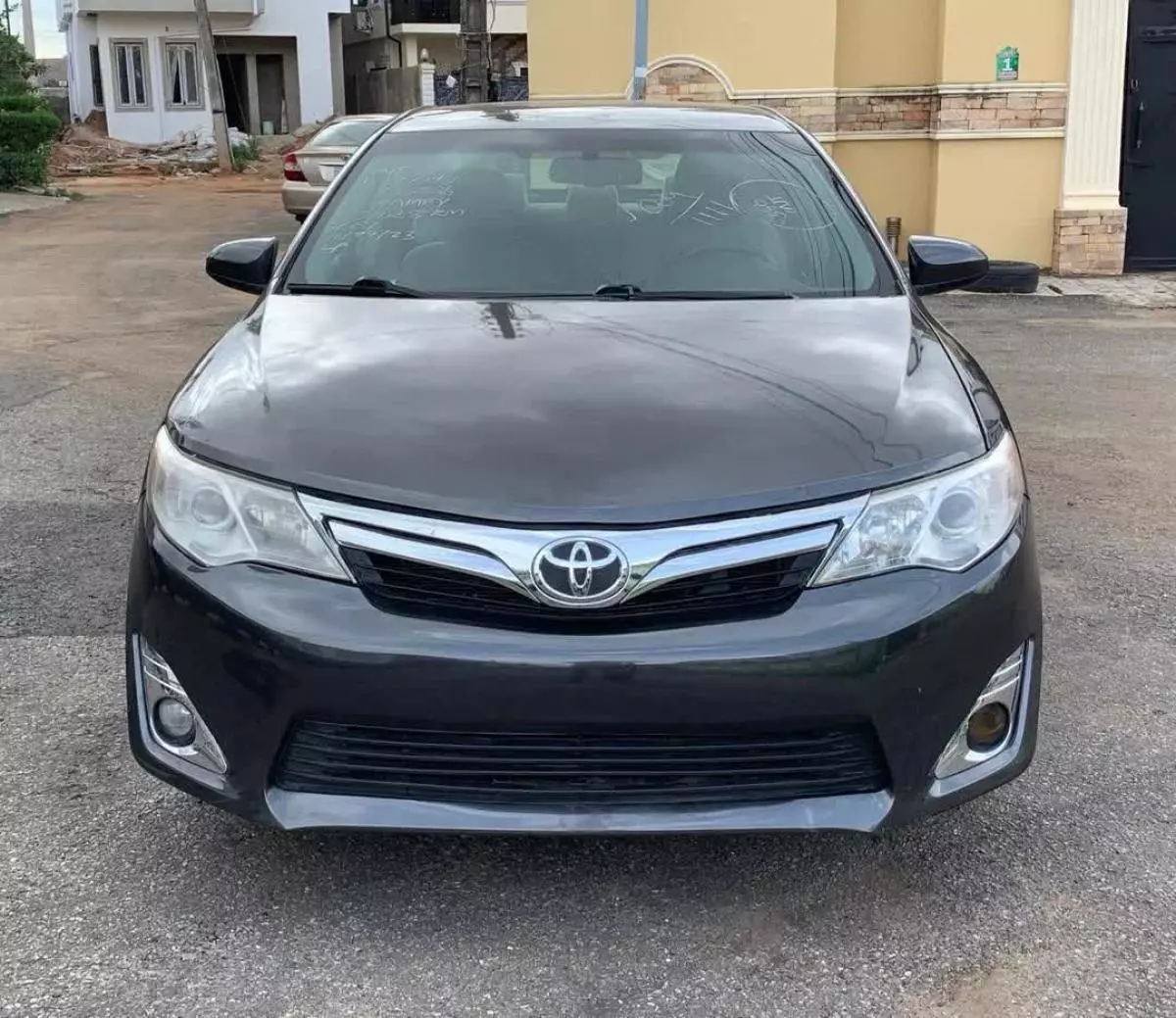 Toyota Camry   - 2013