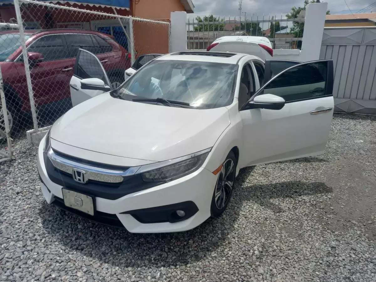 Honda Civic   - 2018