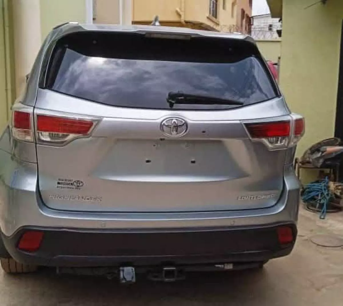 Toyota Highlander   - 2015