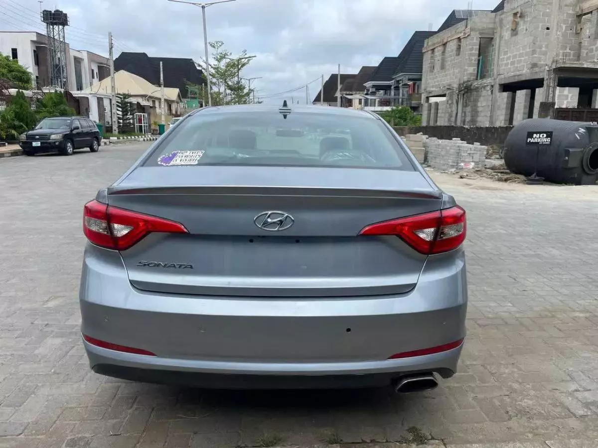 Hyundai SONATA 2,0L BVA GL   - 2016