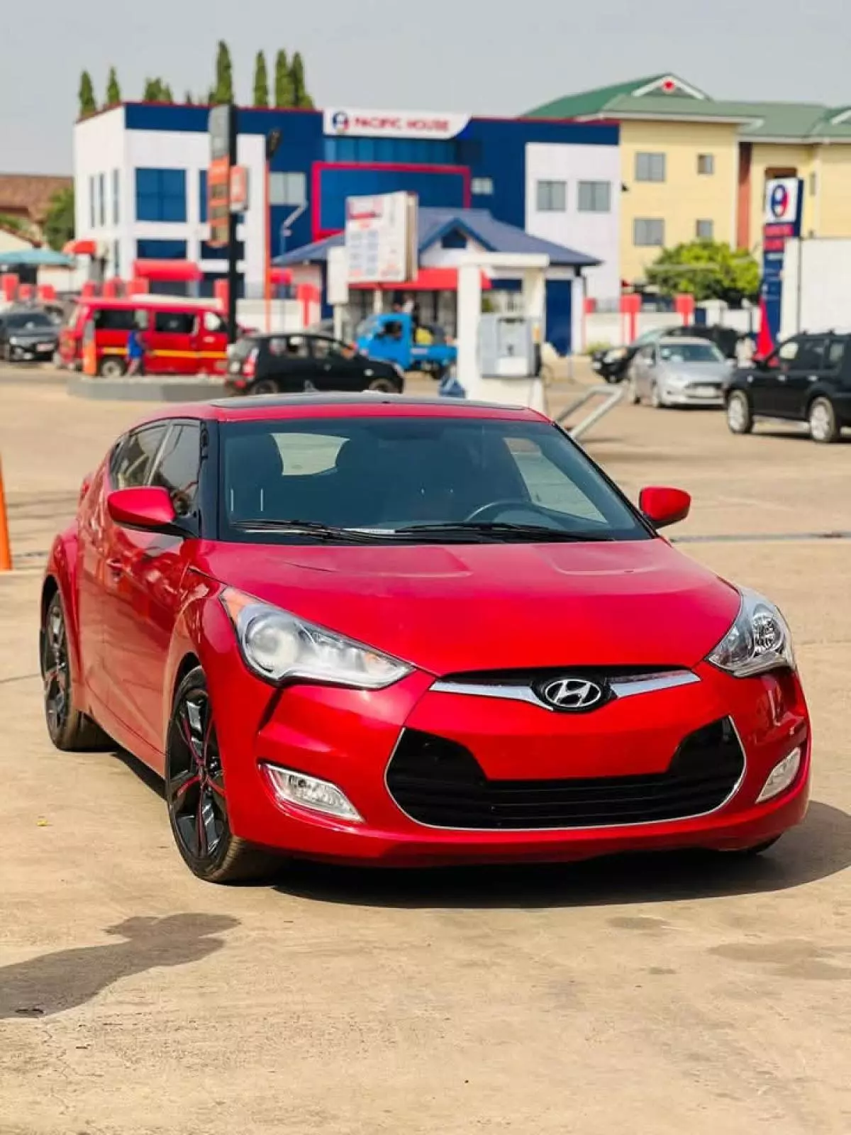 Hyundai Veloster   - 2017